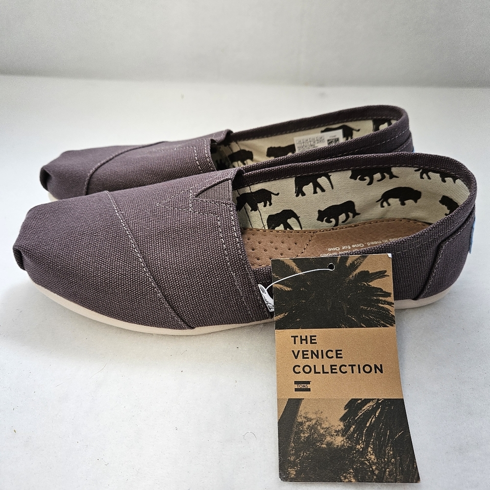 TOMS Women's Size 7.5 Ash Canvas Classic Slip-On Flat Shoes NWT - Picture 3 of 8